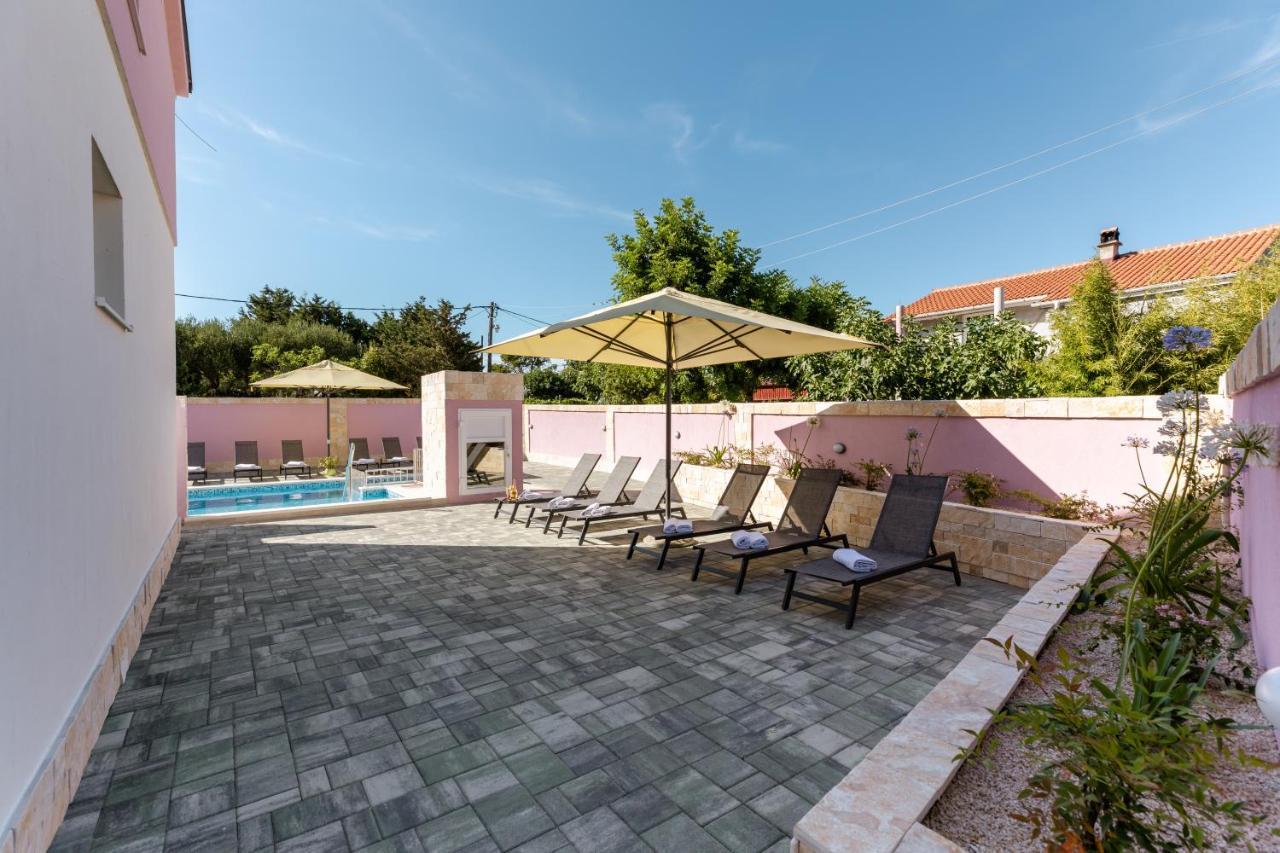 Apartman Laura Vir Εξωτερικό φωτογραφία