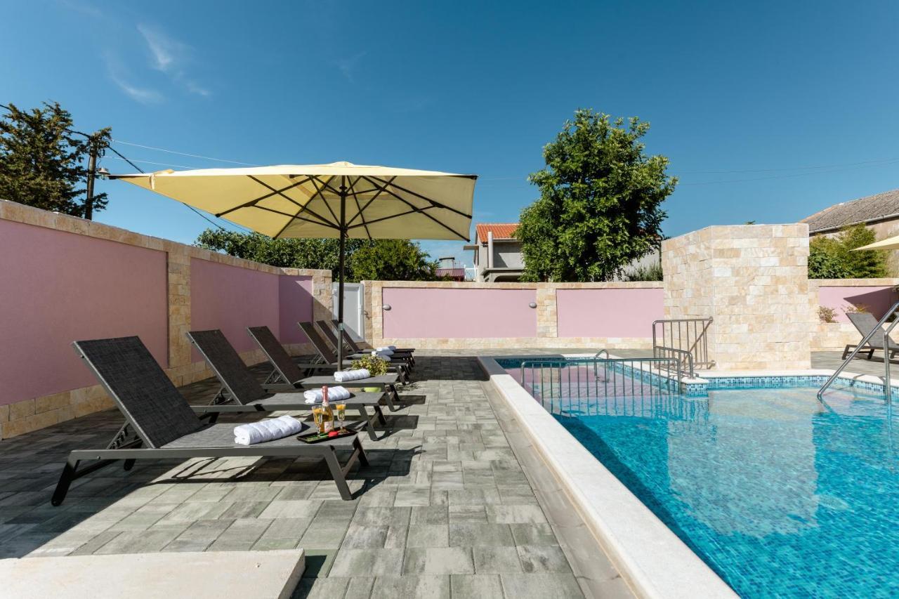 Apartman Laura Vir Εξωτερικό φωτογραφία