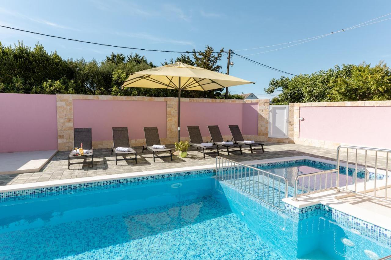 Apartman Laura Vir Εξωτερικό φωτογραφία