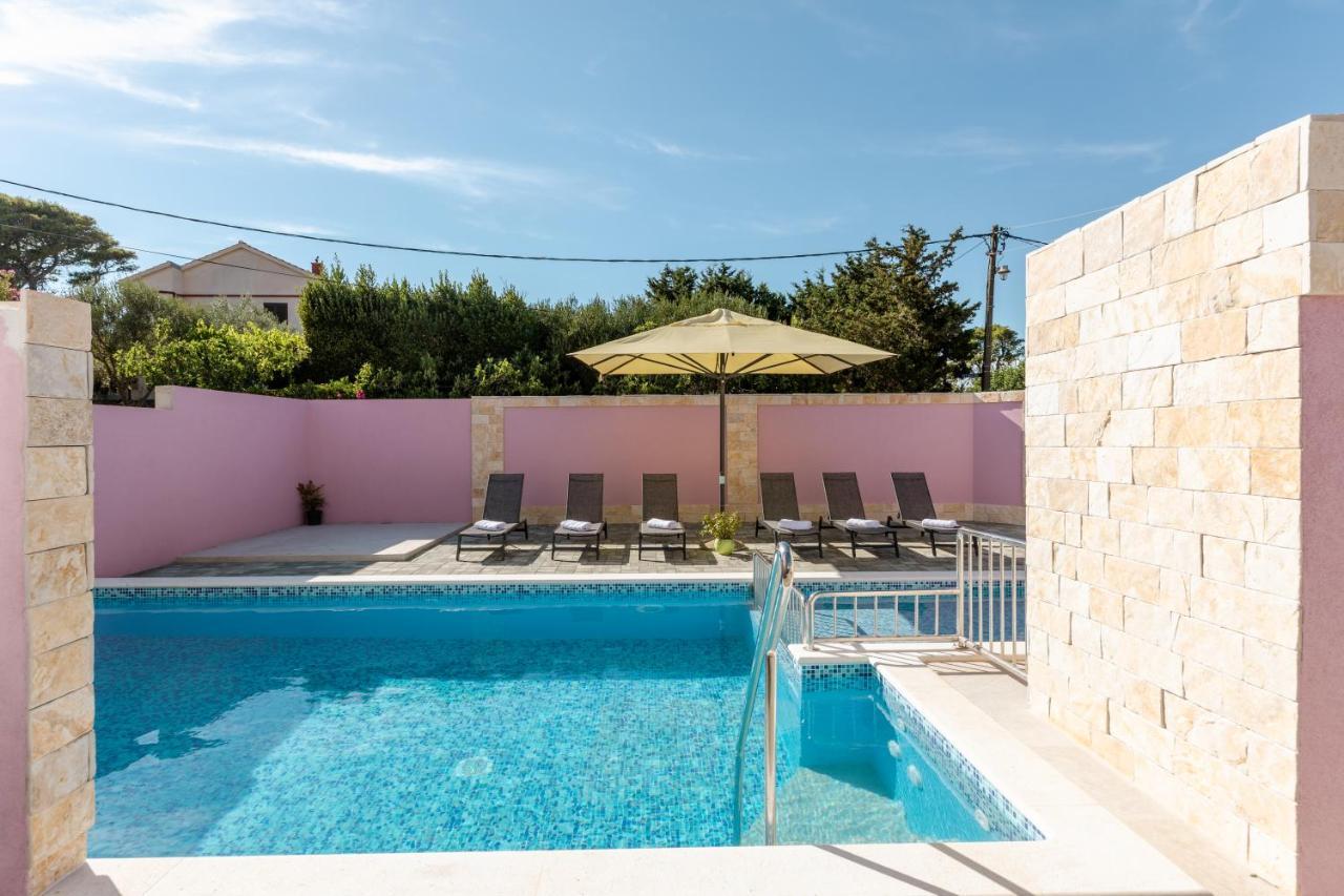 Apartman Laura Vir Εξωτερικό φωτογραφία