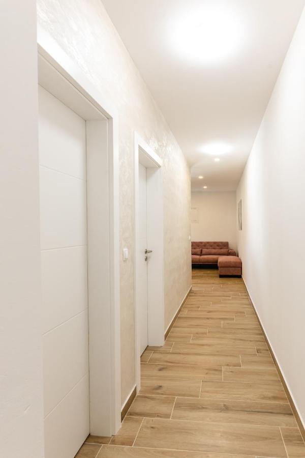 Apartman Laura Vir Εξωτερικό φωτογραφία