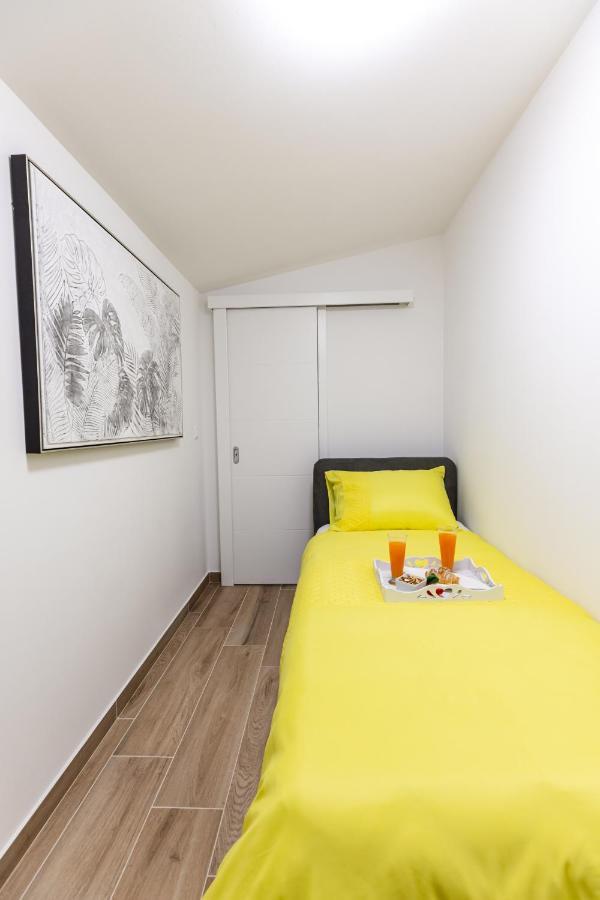 Apartman Laura Vir Εξωτερικό φωτογραφία