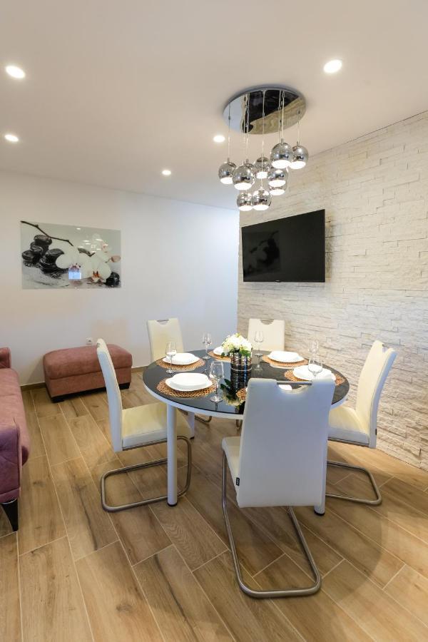 Apartman Laura Vir Εξωτερικό φωτογραφία