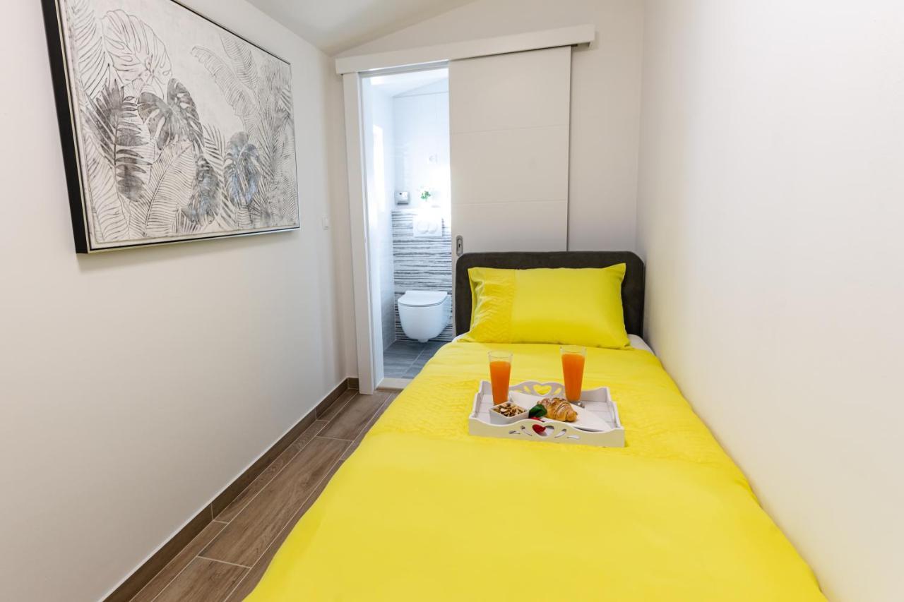 Apartman Laura Vir Εξωτερικό φωτογραφία