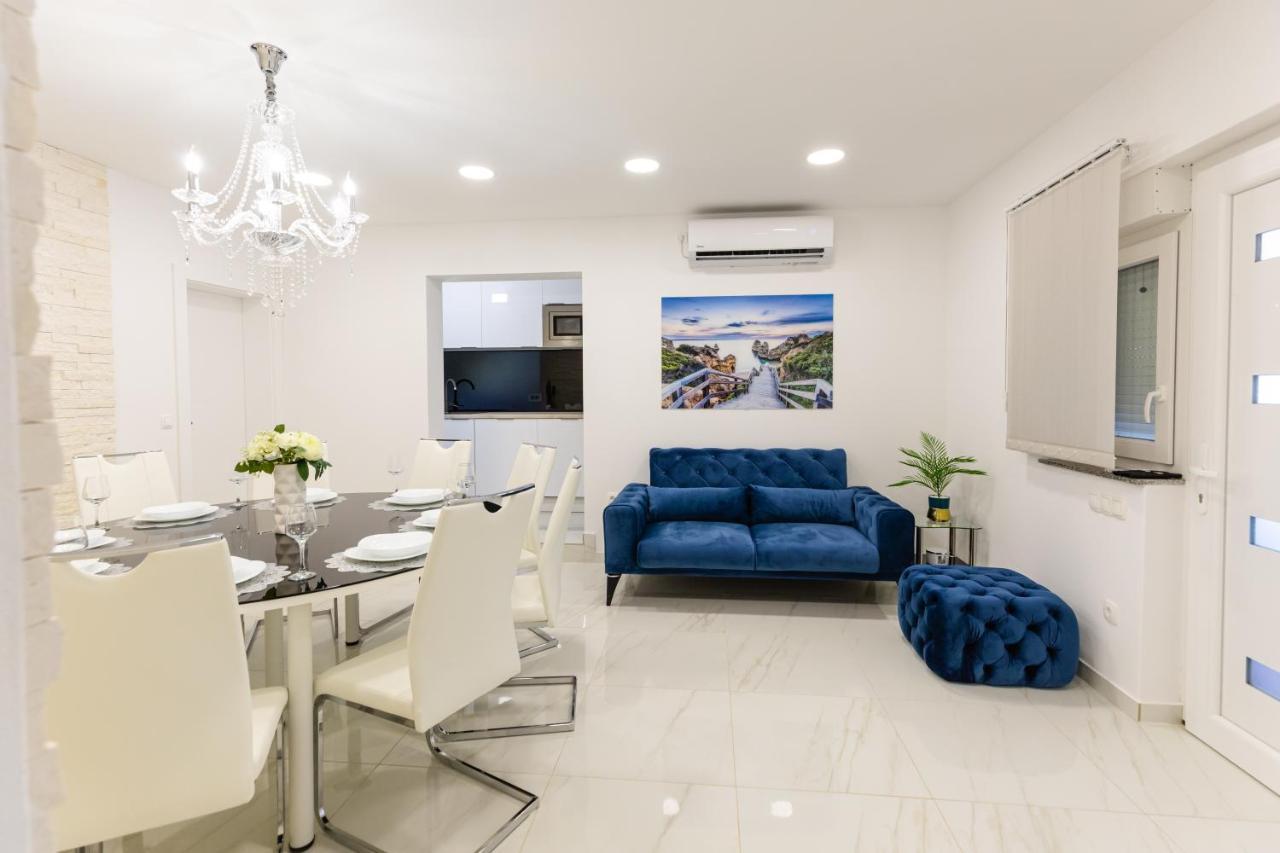 Apartman Laura Vir Εξωτερικό φωτογραφία