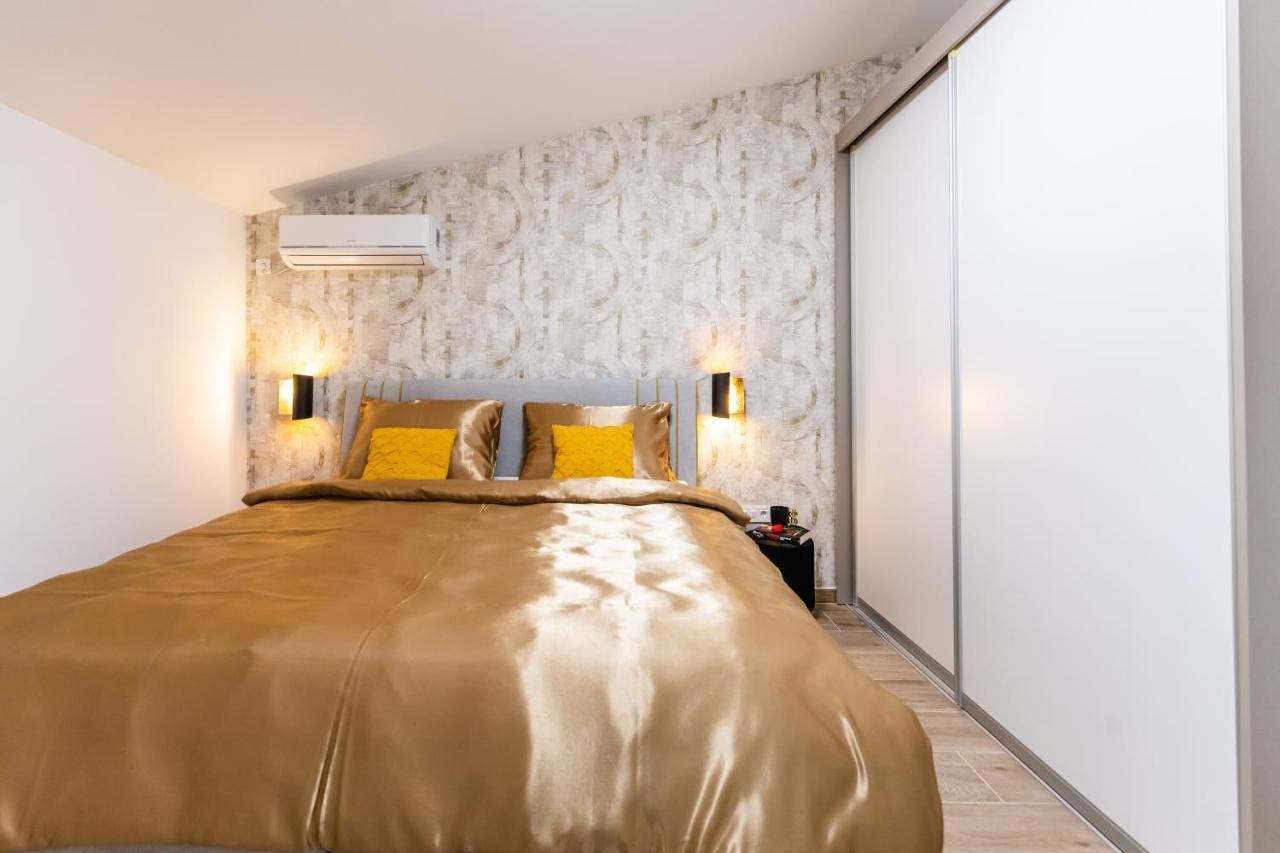 Apartman Laura Vir Εξωτερικό φωτογραφία